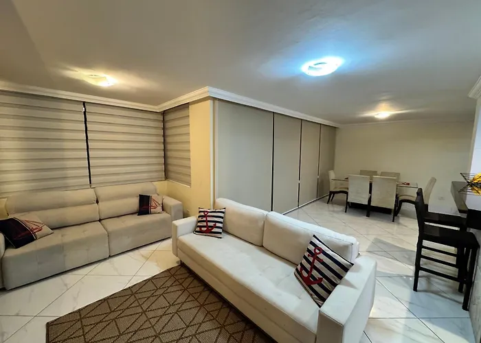 Duplex enseada Guarujá Apartamento